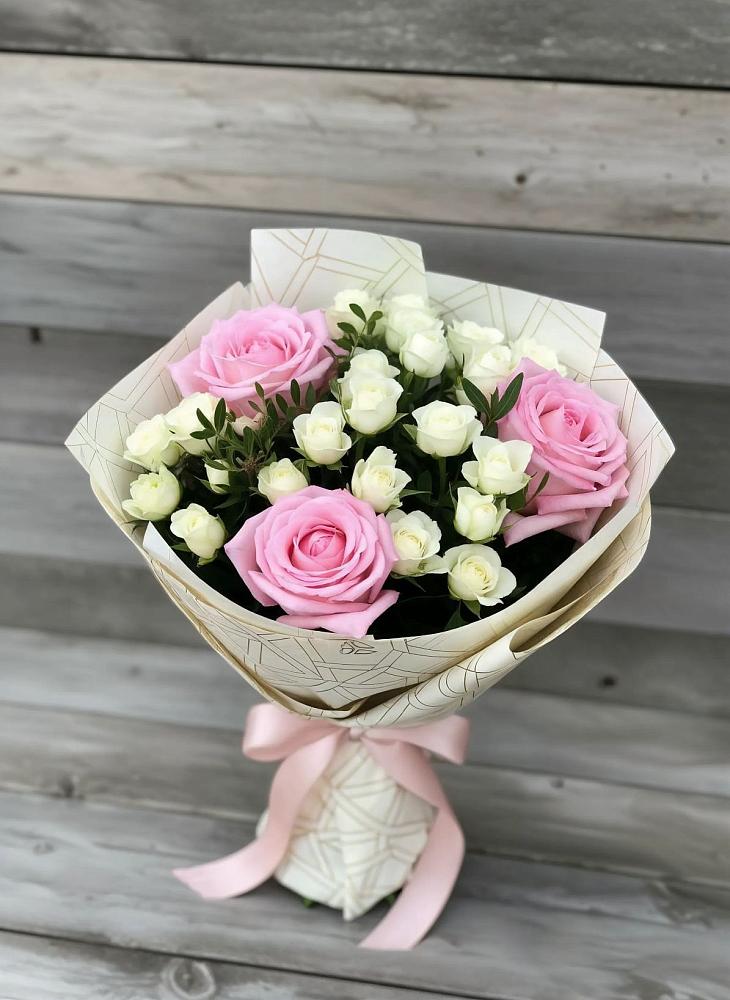Букет цветов из: Розы в Порхове