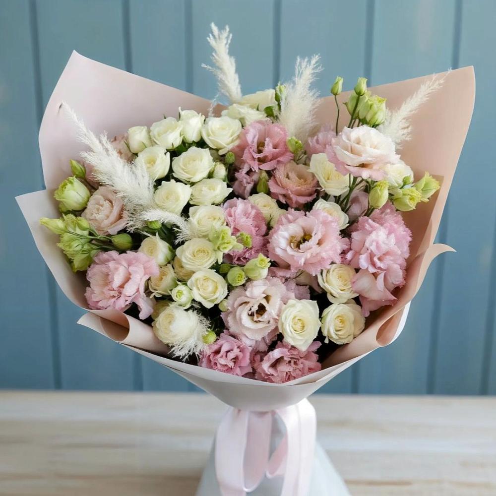 Букет цветов из: Альстромерии и Розы в Порхове