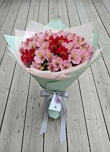 Букет цветов из:  Альстромерии #REPLACE_PRED# Порхове