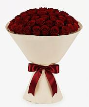 Букет 101 Бордовая роза Блэк Бакарра в Порхове
