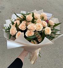 Букет Кремовые розы Латте в Порхове