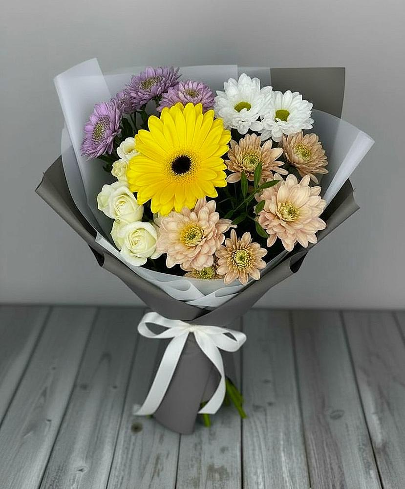 Букет цветов из: Розы, Герберы и Хризантемы в Порхове