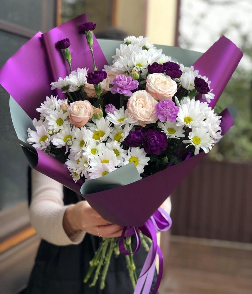 Букет цветов из: Хризантемы, Гвоздики и Розы в Порхове