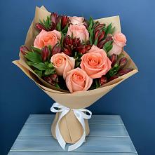 Букет цветов из:  Розы и Альстромерии в Порхове