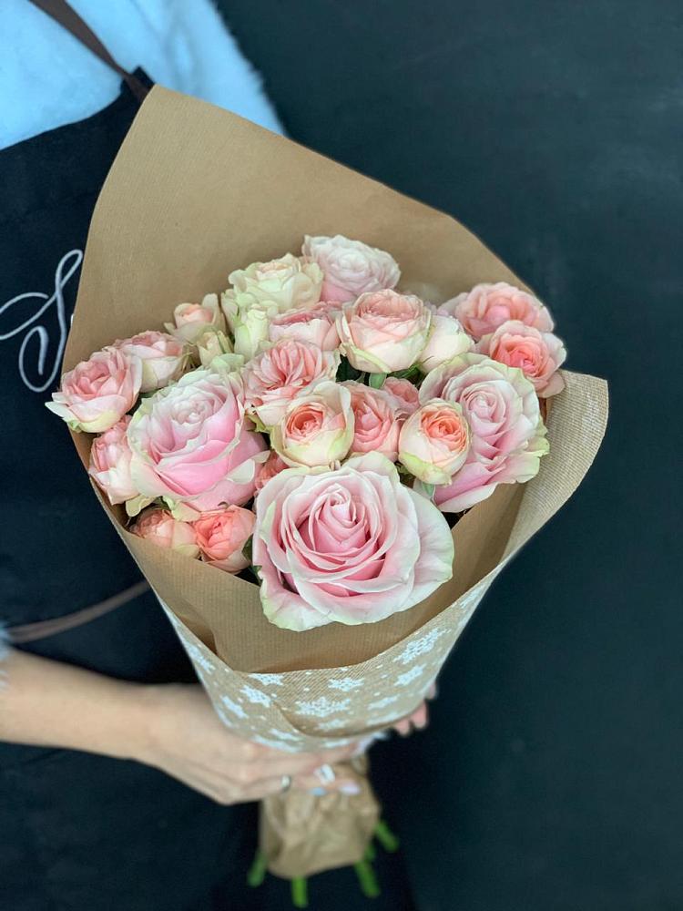 Букет цветов из: Хризантемы и Розы в Порхове