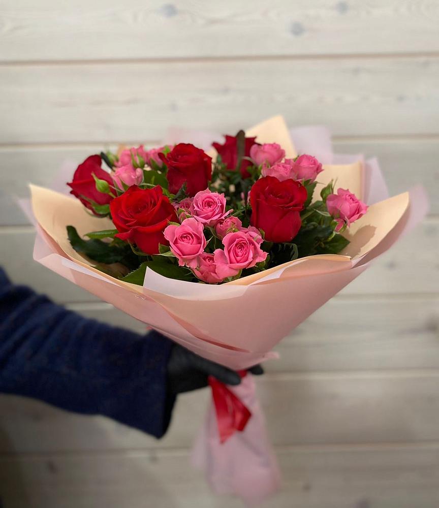 Букет цветов из: Розы в Порхове