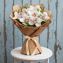 Букет цветов из:  Орхидеи и Розы #REPLACE_PRED# Порхове